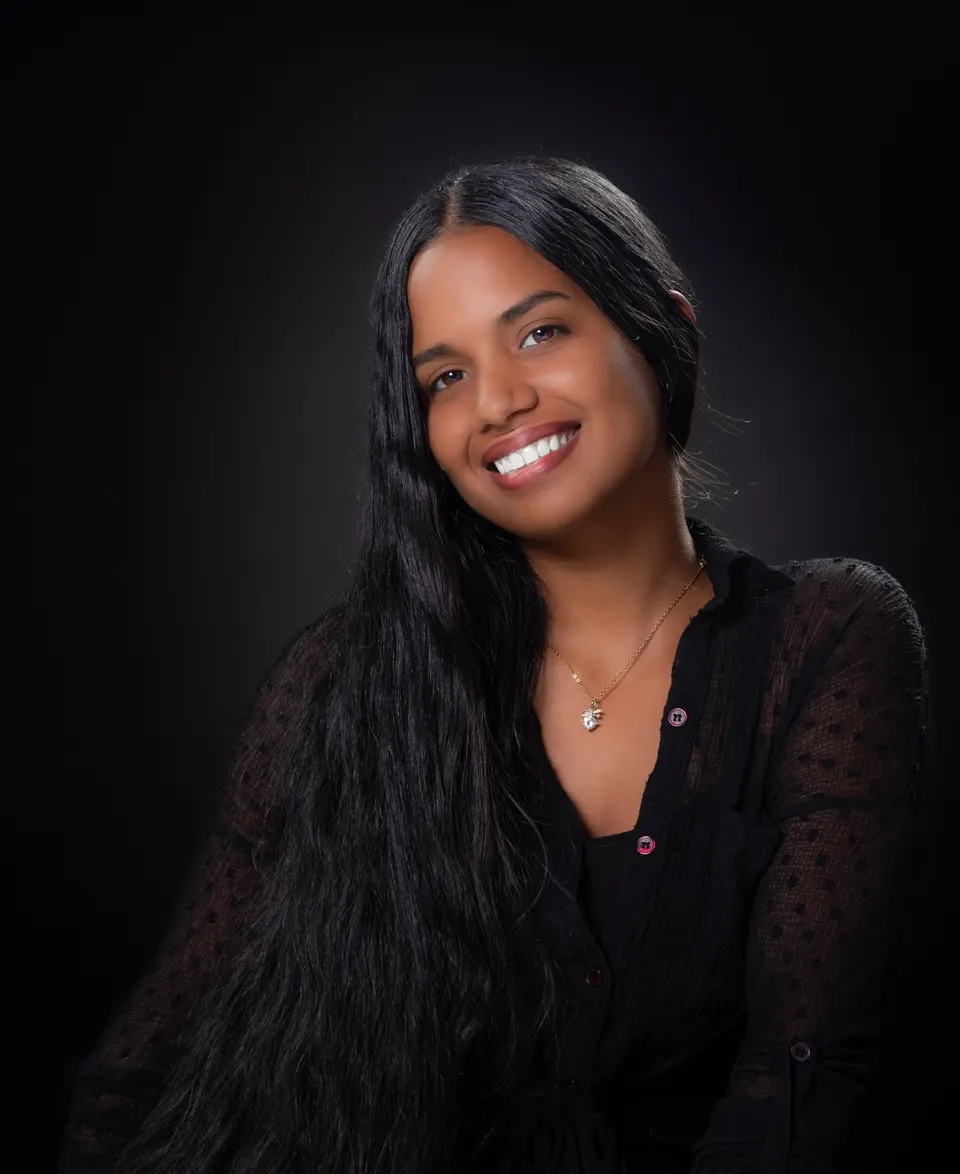 Alondra García — headshot